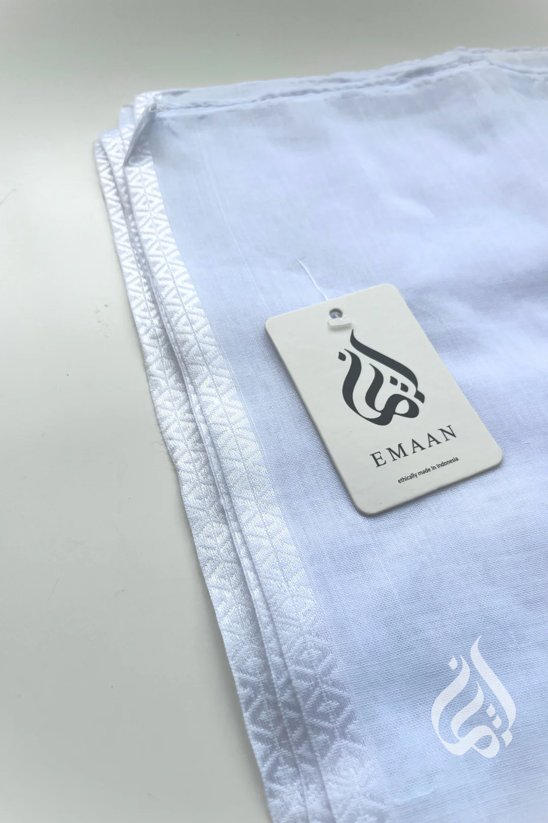 Kufiyeh Scarf - Plain White