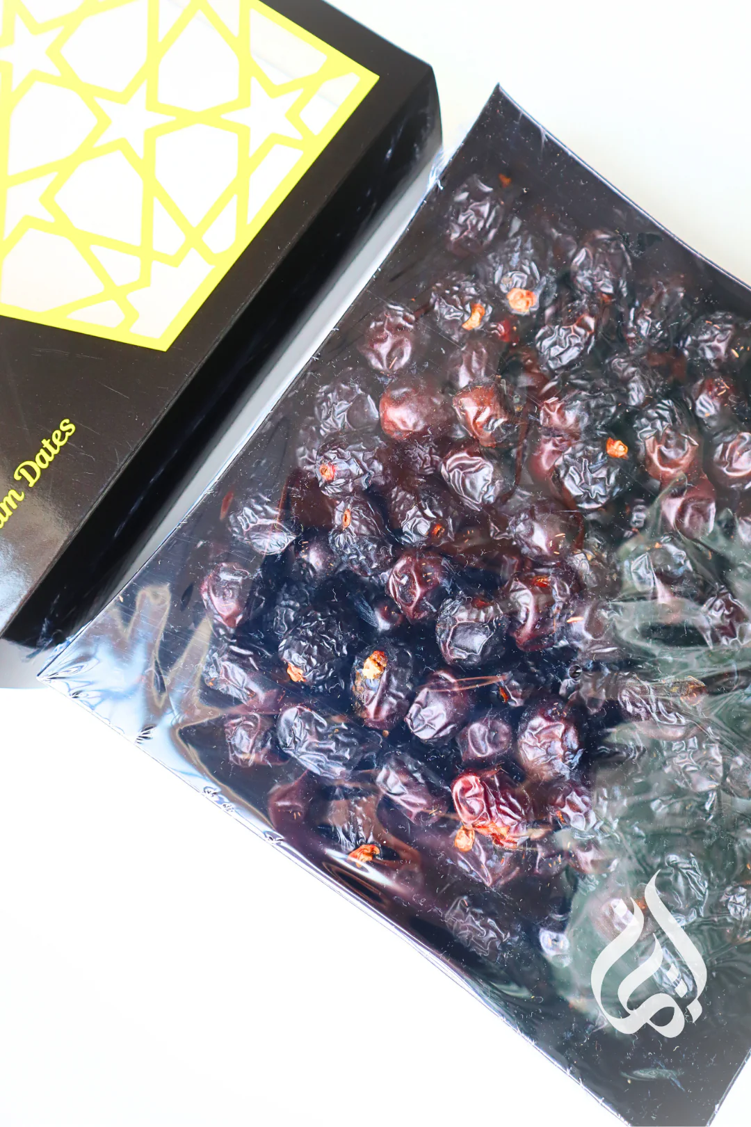 Premium Ajwa Dates (1 kg) - Image 3
